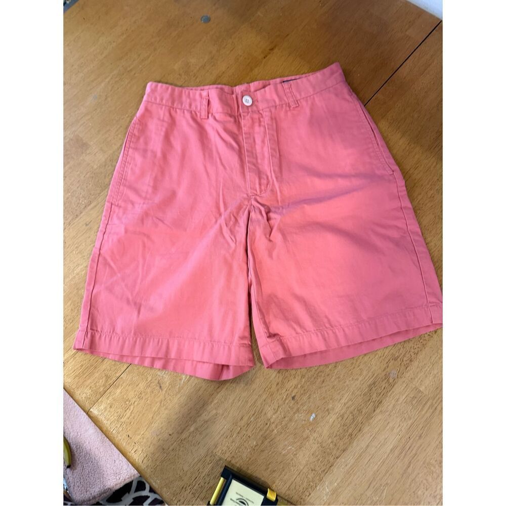 Vineyard Vines coral size 28 Bermuda shorts